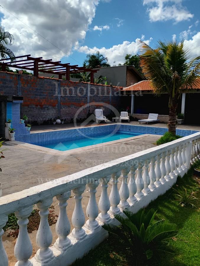 Chácara, 2 quartos, 1025 m² - Foto 2