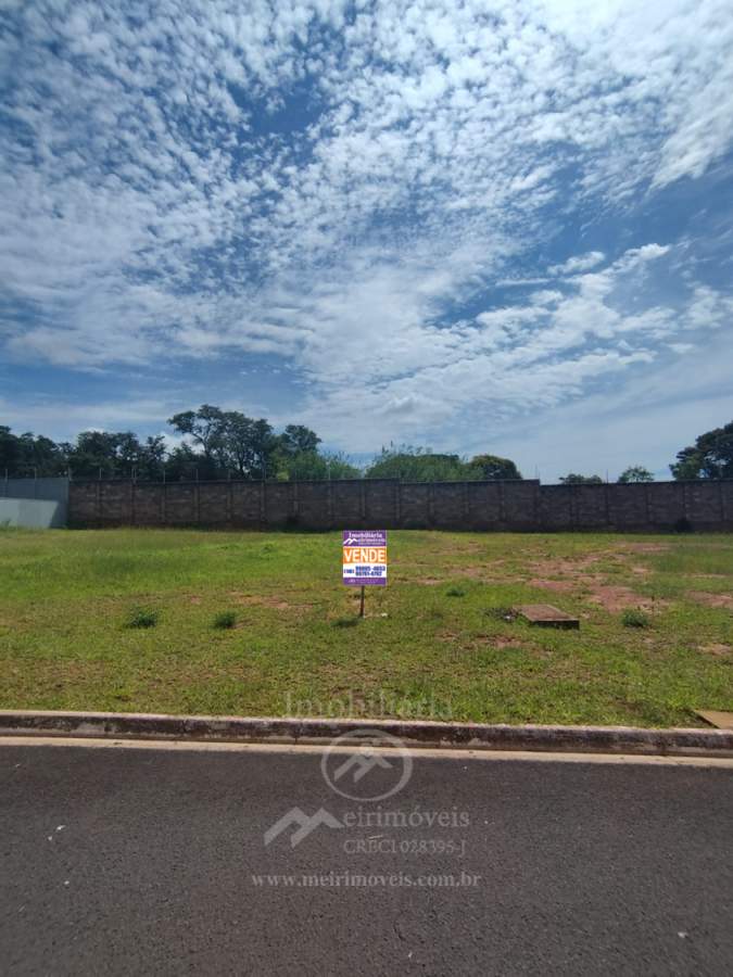 Terreno, 378 m² - Foto 1